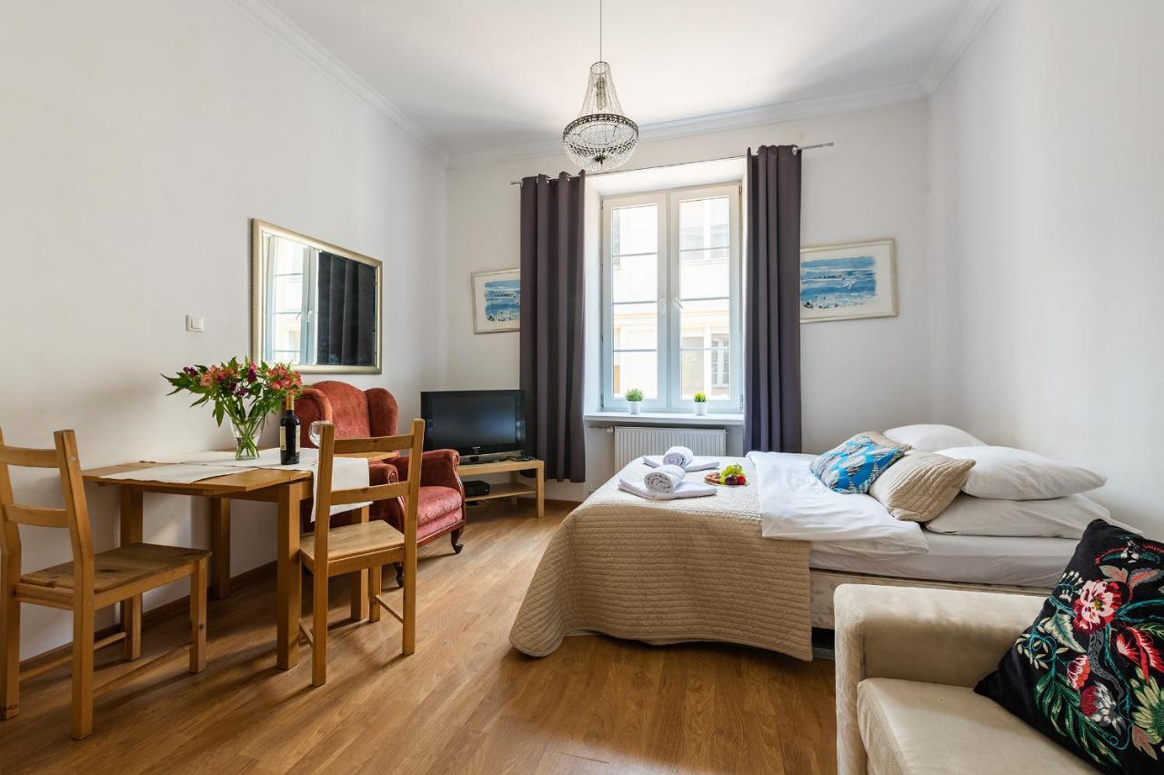 Miodowa Street P&O Serviced Apartments Varsovie Extérieur photo